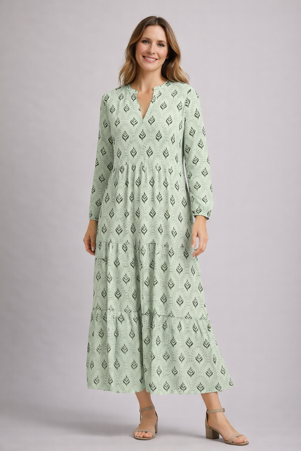 Damen Boho Stufenrock Maxikleid | mit V-Ausschnitt