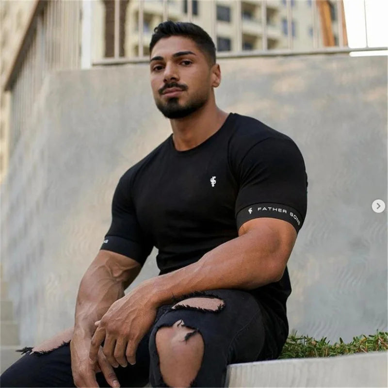 Herren Kurzarm Rundhalsausschnitt T-Shirt | Schlanke Passform