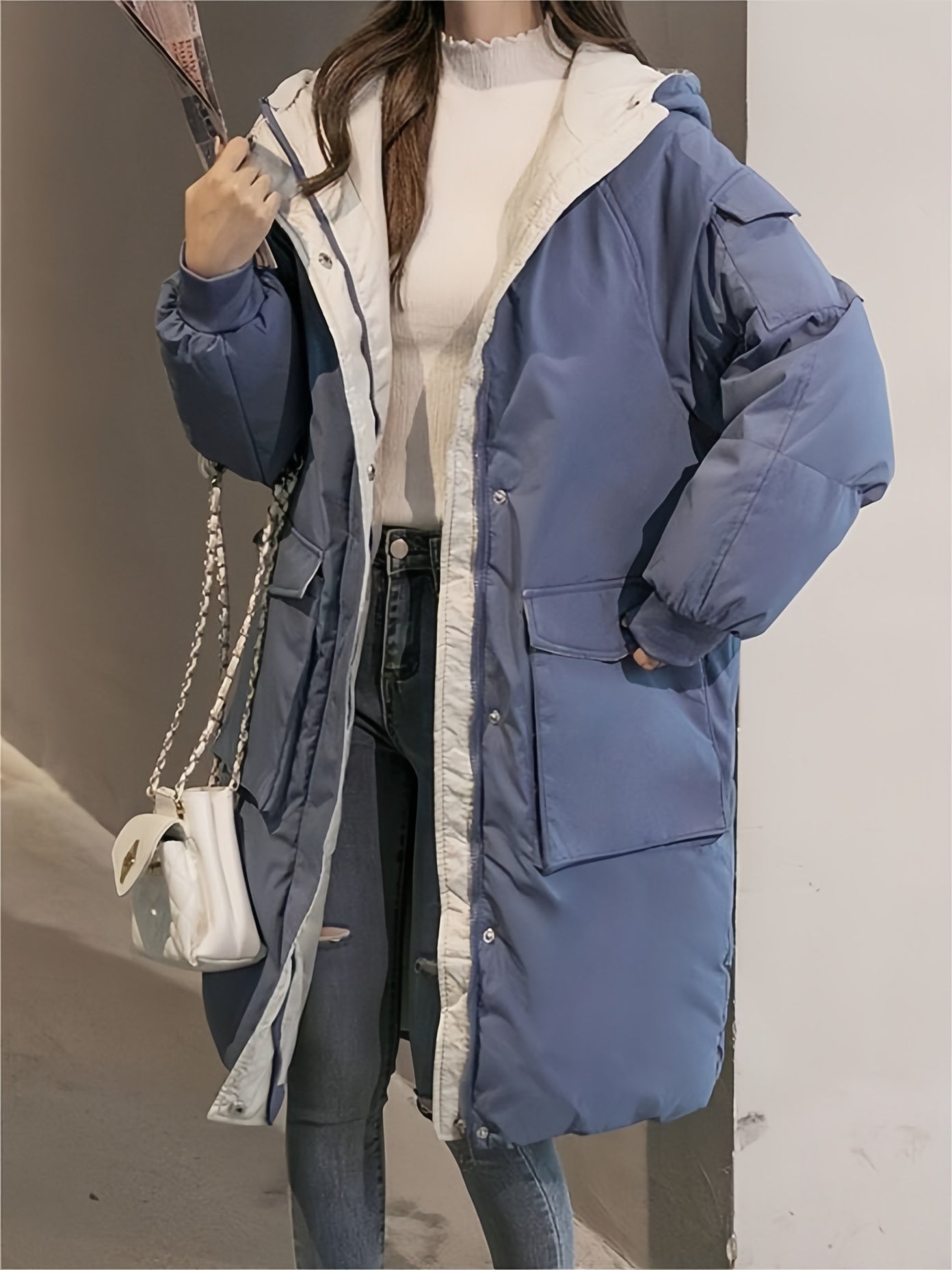 Klassische Kontrast Longline Steppjacke mit Kapuze