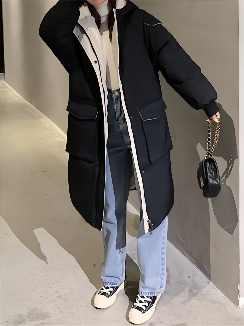 Klassische Kontrast Longline Steppjacke mit Kapuze