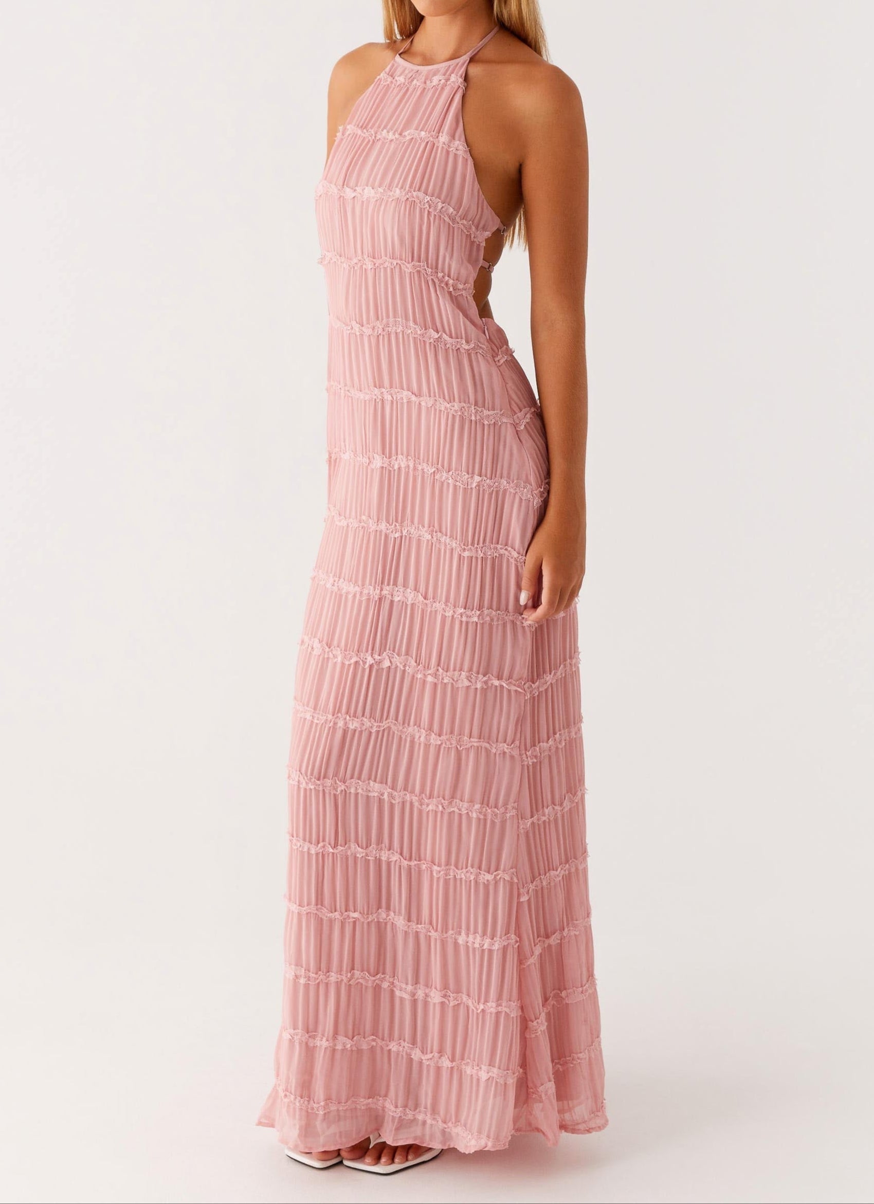 Plissiertes Maxikleid mit Neckholder für Damen – Rosa