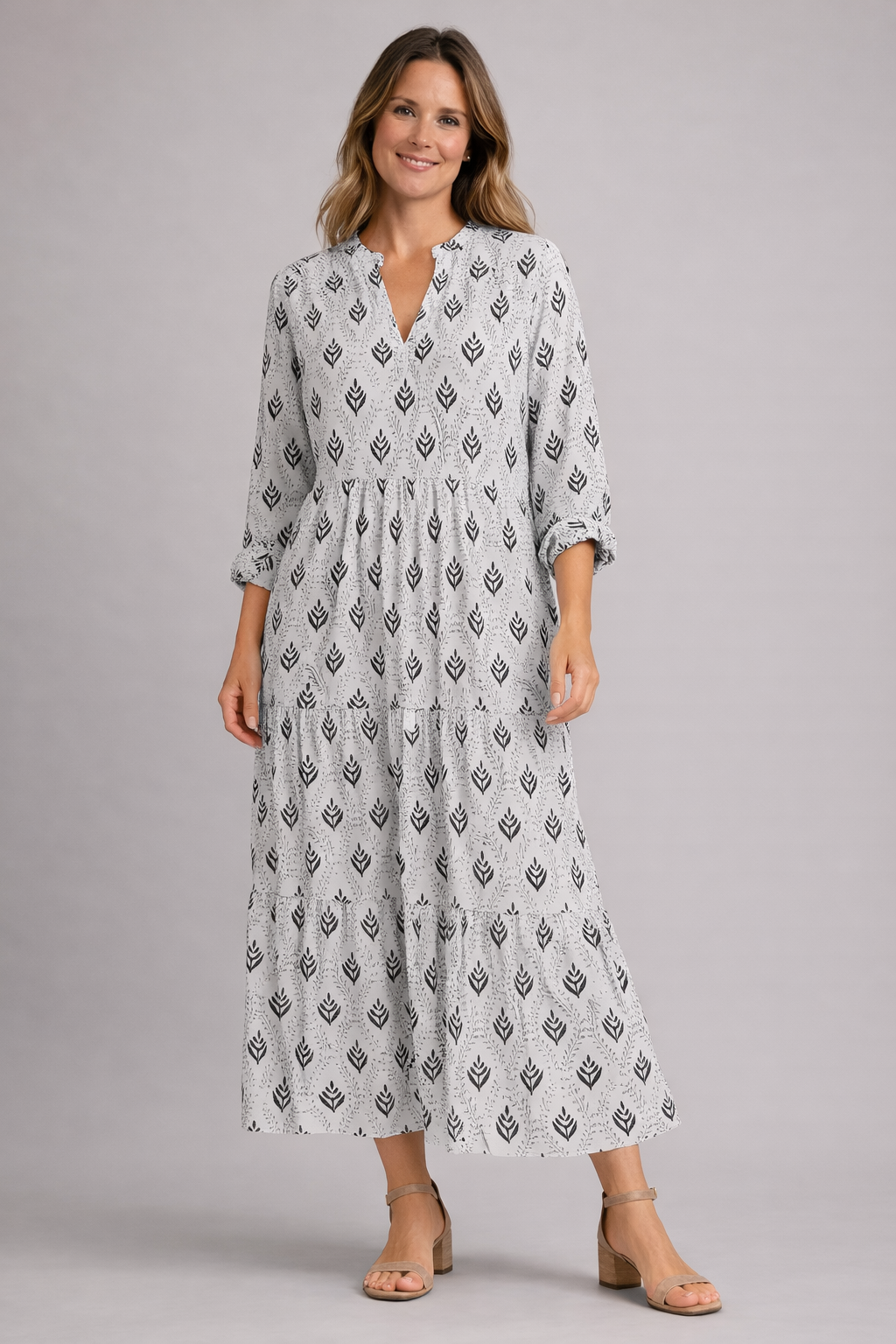 Damen Boho Stufenrock Maxikleid | mit V-Ausschnitt