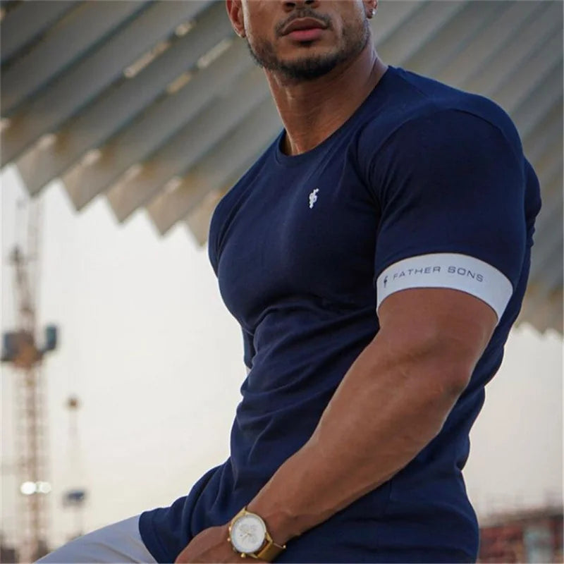 Herren Kurzarm Rundhalsausschnitt T-Shirt | Schlanke Passform