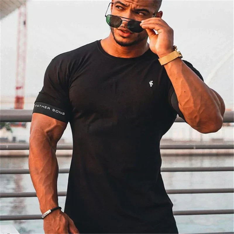 Herren Kurzarm Rundhalsausschnitt T-Shirt | Schlanke Passform