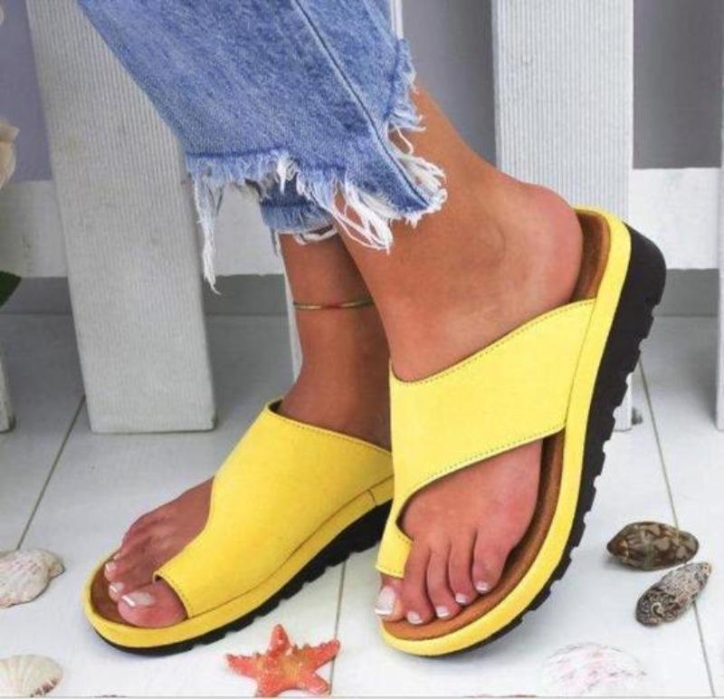 Damen Sommer Pantoletten | Flache Plateausohle