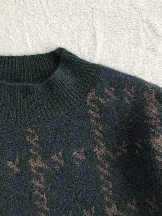 Vintage Grüner Strickpullover mit Karomuster