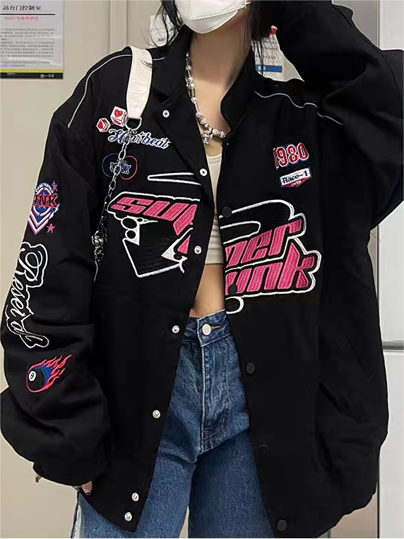 Schwarze Vintage Motorrad Bomberjacke mit Stickerei