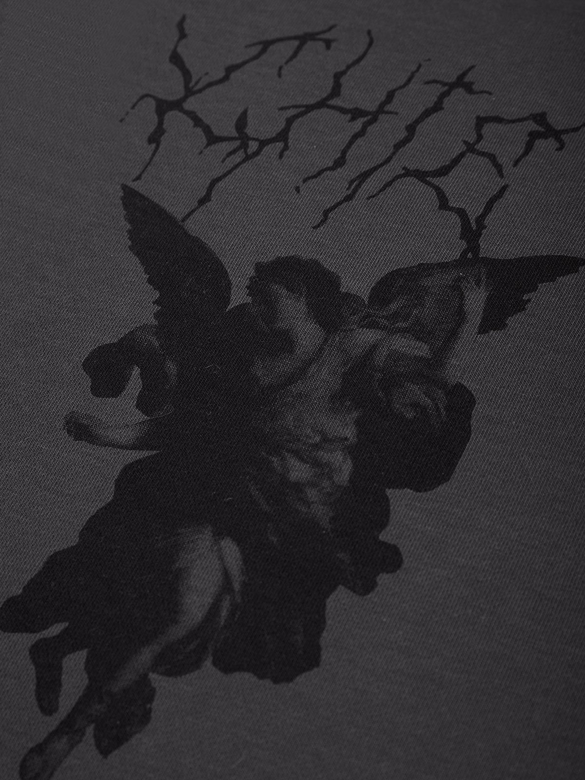 Schwarzer Hoodie mit Reißverschluss und Engel Motiv